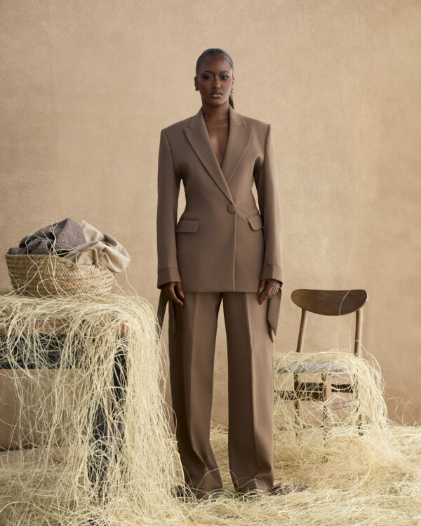 Cooperate Baddie Set