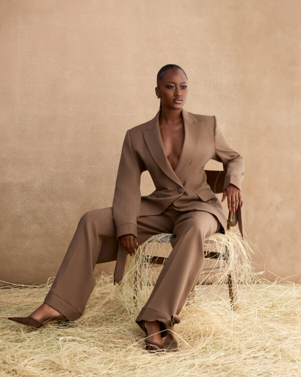 Cooperate Baddie Set